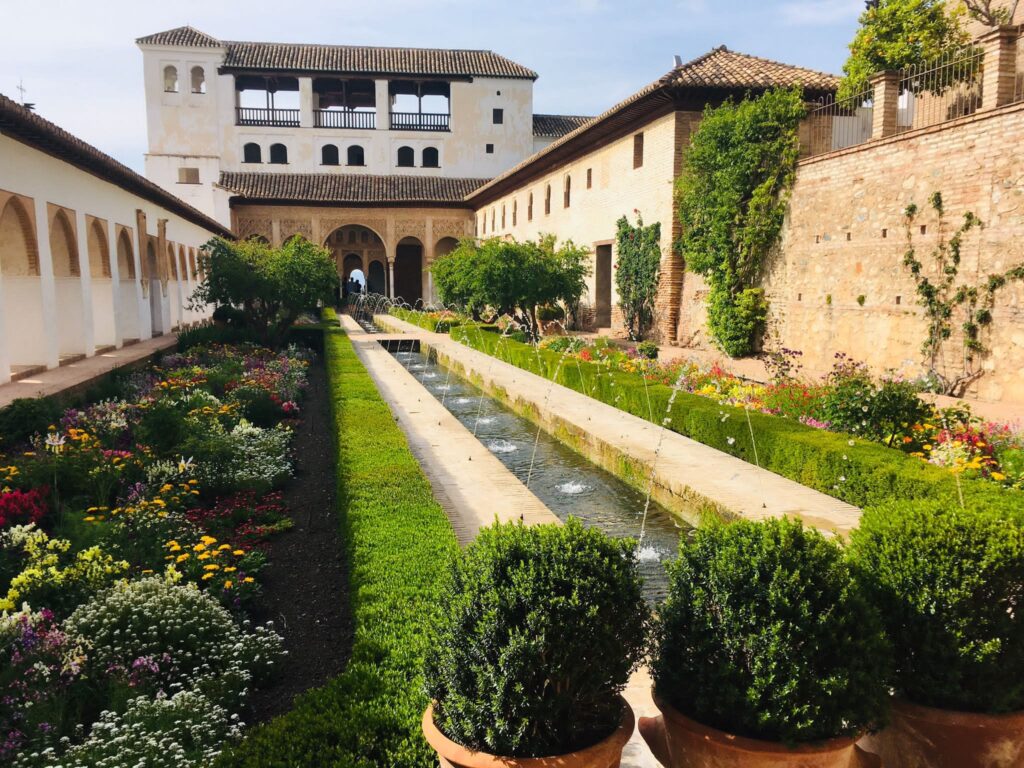 Patio de la Acequia